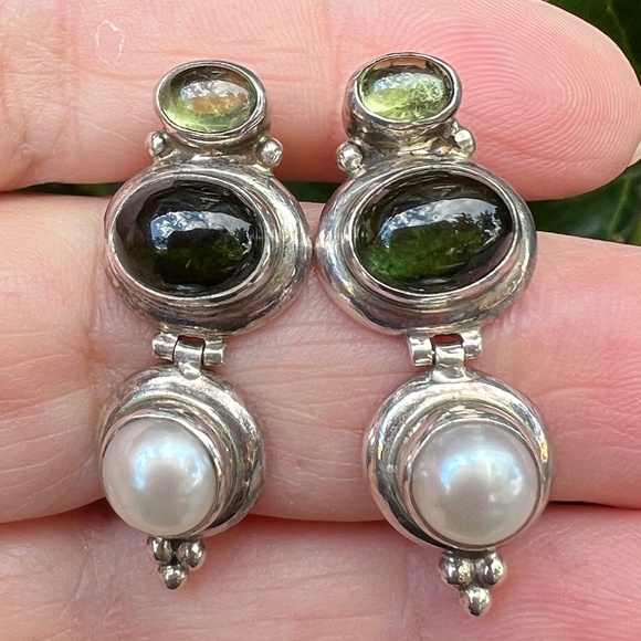 VINTAGE GREEN TOURMALINE CABOCHON & PEARL DANGLE DROP EARRINGS 925 STERLING SLVR